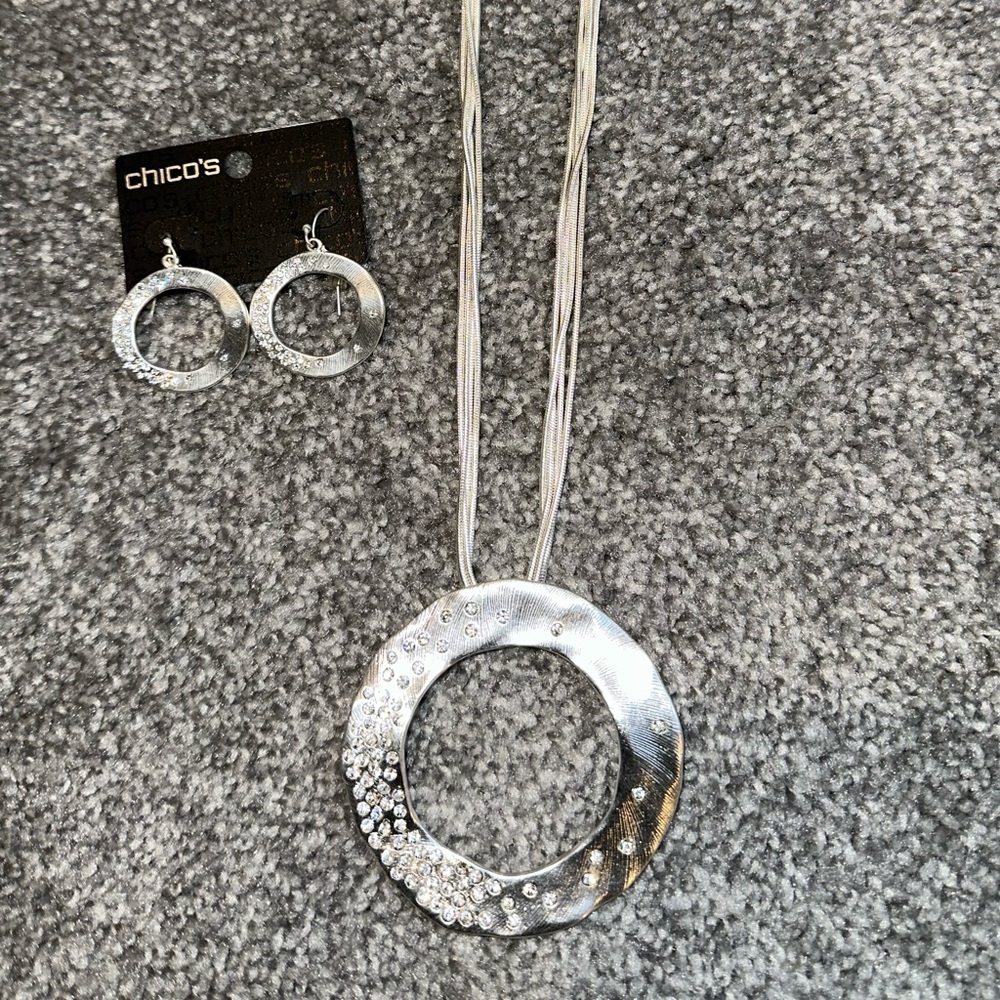 Chico’s Jewelry Set